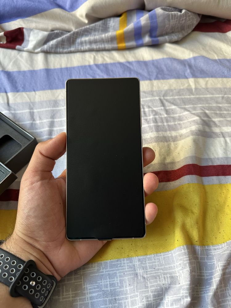 Чисто Нов! SAMSUNG S25 Ultra