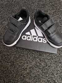 Adidasi copii adidas marimea 25