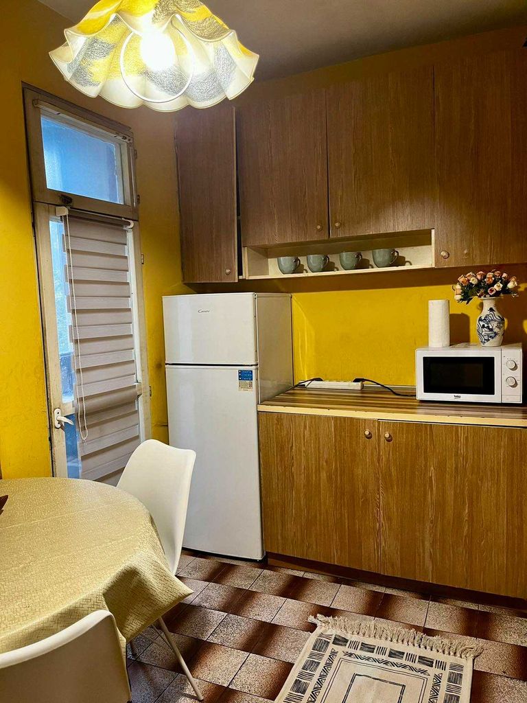 Дава се под наем Тристаен апартамент в Плевен, Дружба 1 - 100 кв.м за 280.5 € - Снимка #9