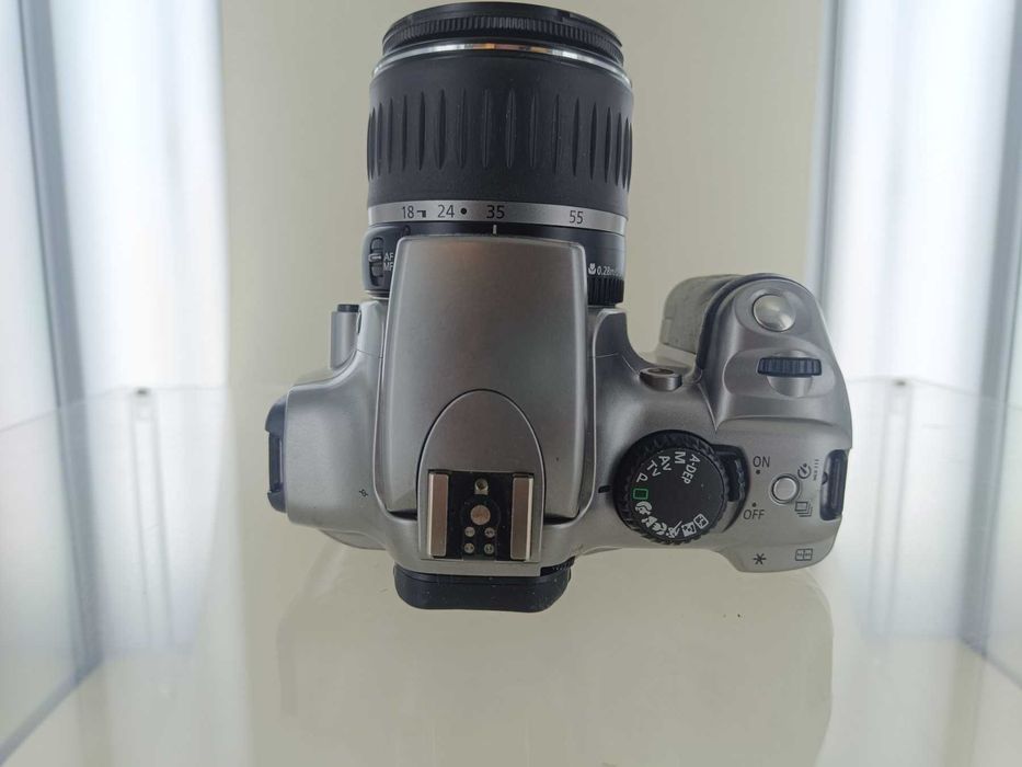 Canon EOS 300D - Фотоапарат
