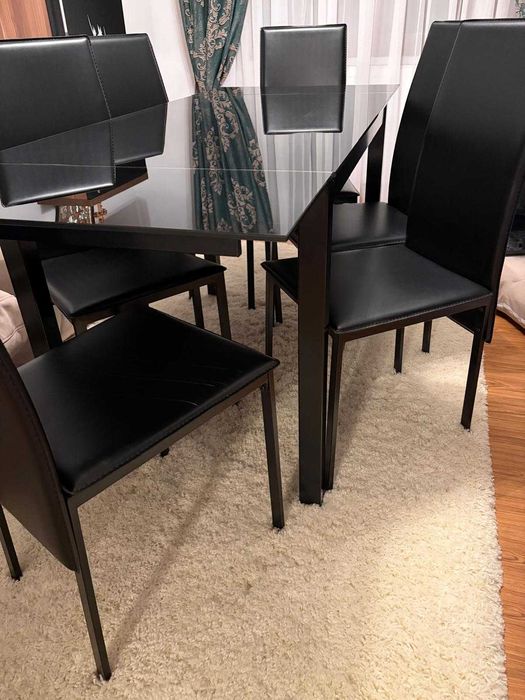 Masa din sticla cu 6 scaune