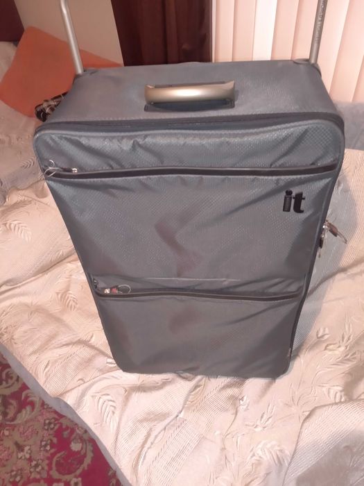 Куфар пътнически голям със сгъваем гардероб