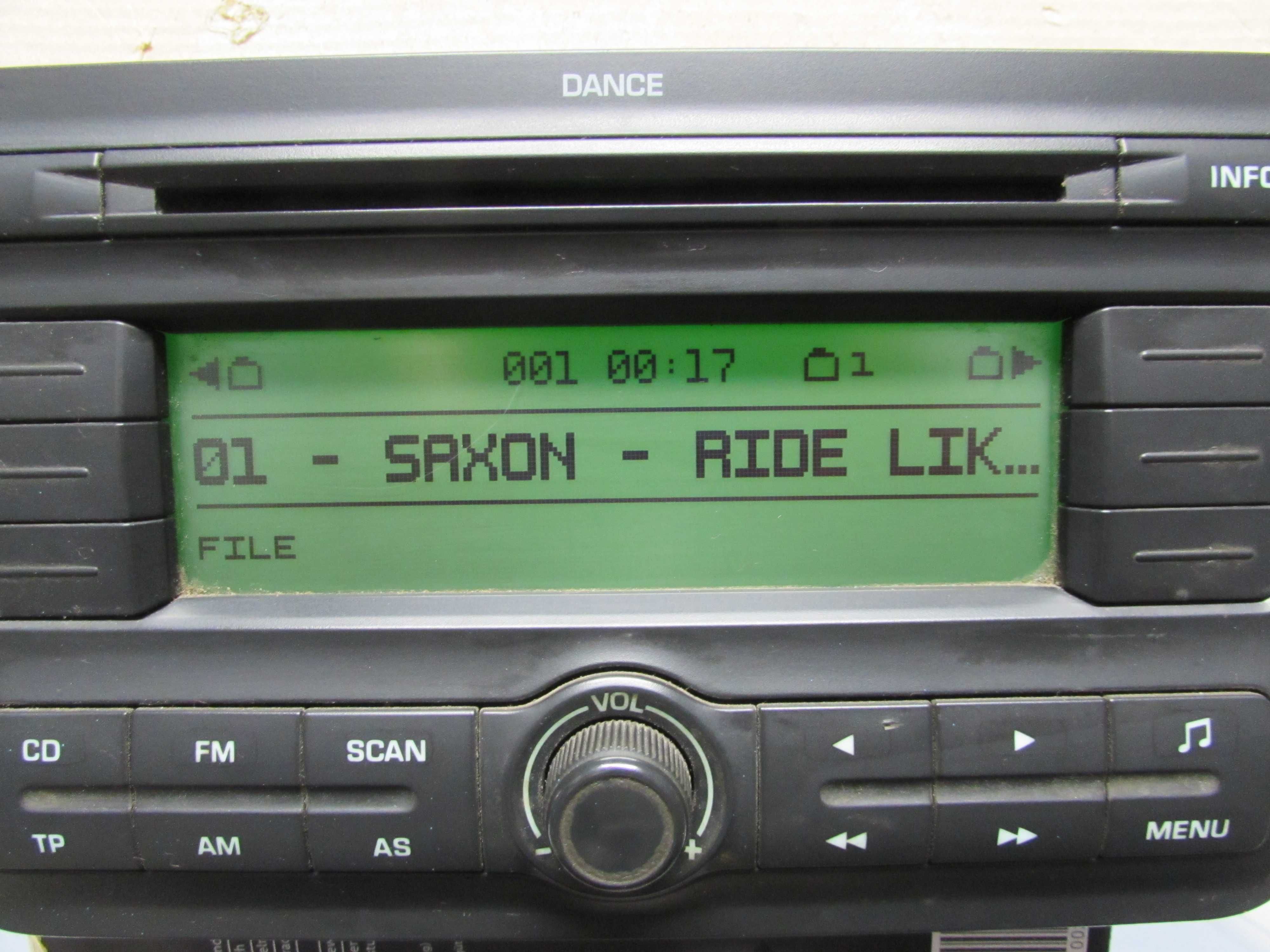 Шкода MP3 Cd Radio DANCE Skoda Fabia Roomster