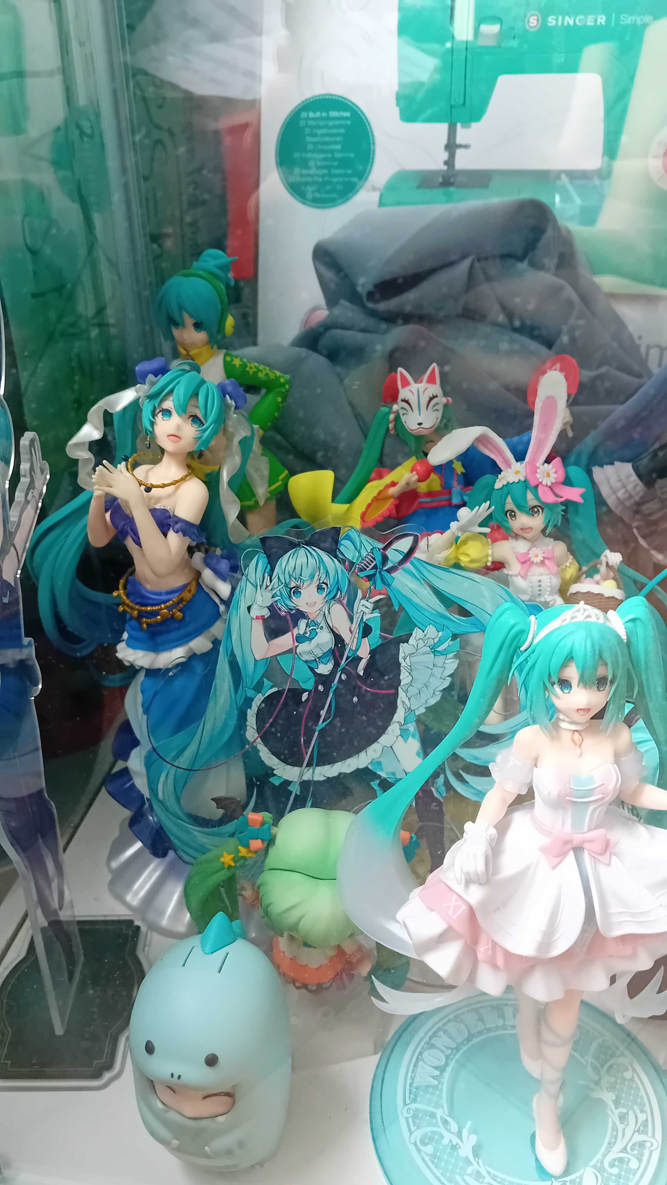 Хатсуне Мику фигури ! ! Hatsune Miku Prize Figure Всички за продаване