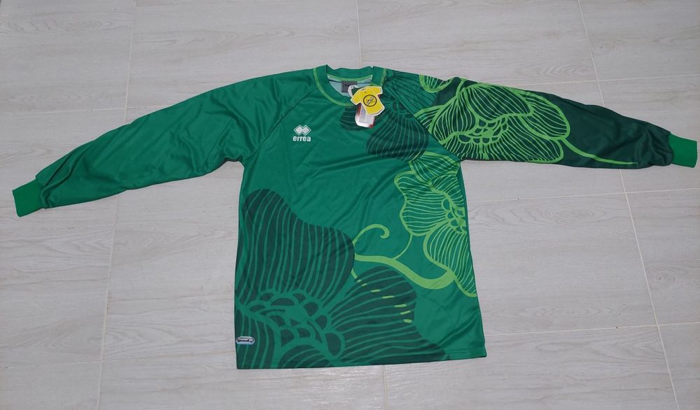 Bluză sport Erreà verde cu mânecă lungă – Mărimea L