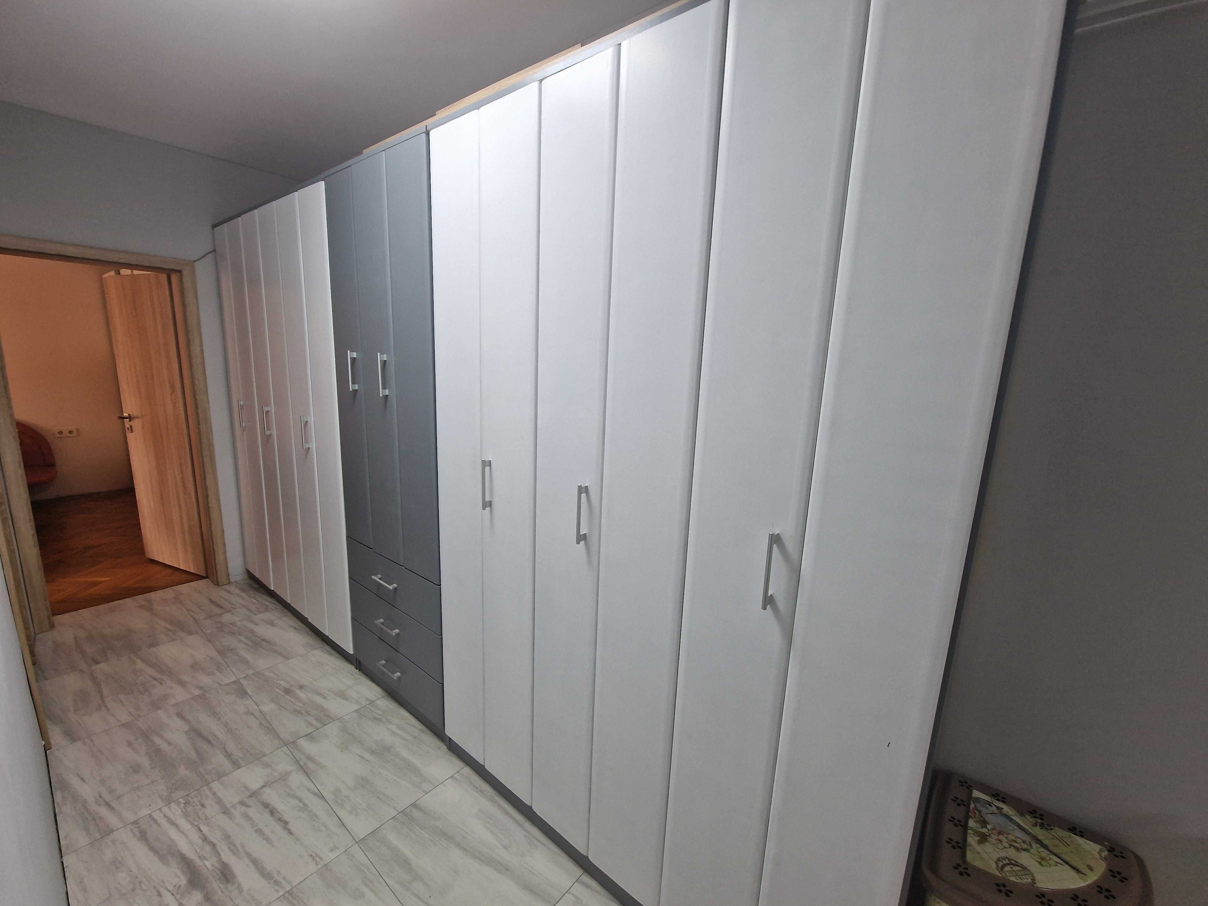 Многостаен апартамент с гараж за продажба в кв. Освобождение