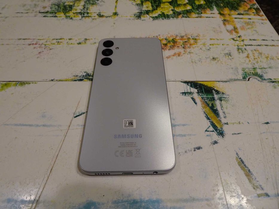 Смартфон SAMSUNG GALAXY A05s 4/64GB Silver, нов, прочети описанието