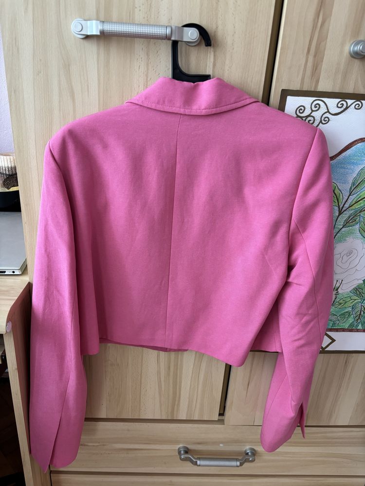 Късо розово дамако сако Zara