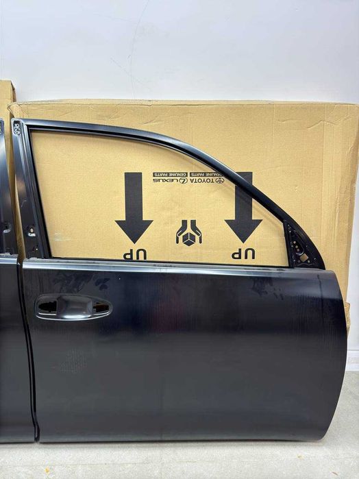 Дверь передняя правая  Toyota Land Cruiser Prado J150 новый оригинал