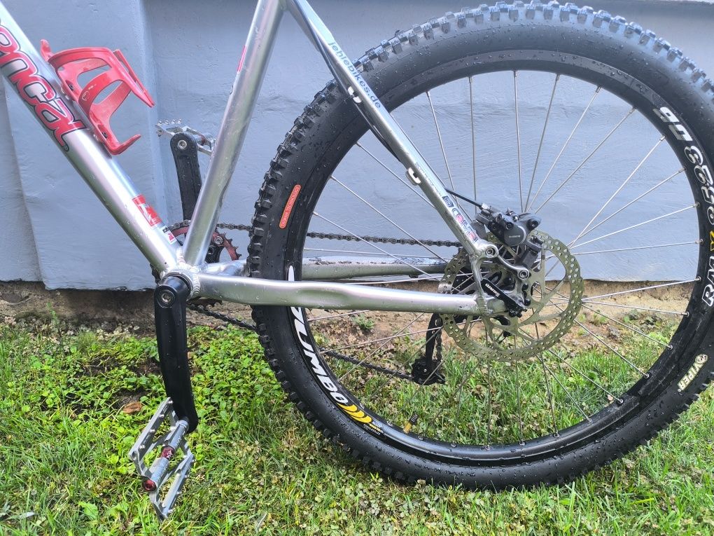Колело Commencal Combi R 26''  боен твърдак алуминиев mtb dh