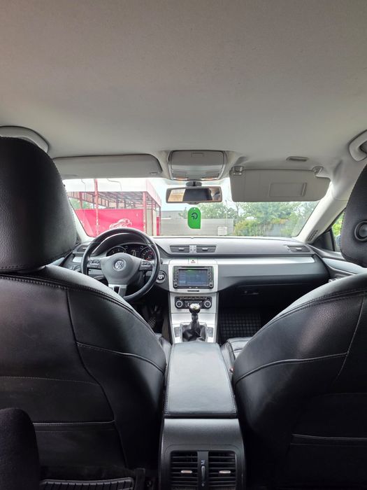 Volkswagen Passat CC 2.0 TDI 140 CP