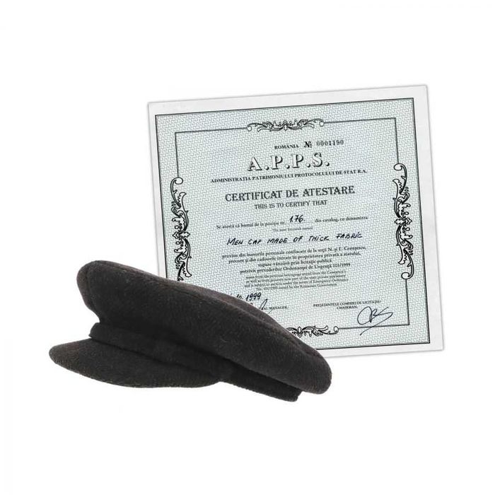 Șapca bărbătească din lână ce a apartinut lui Nicolae Ceaușescu