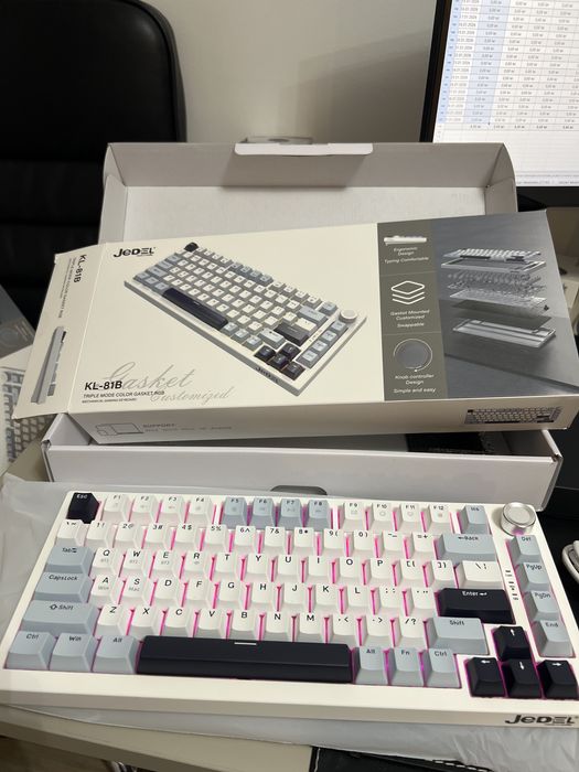 Tastatura Mecanica noua !
