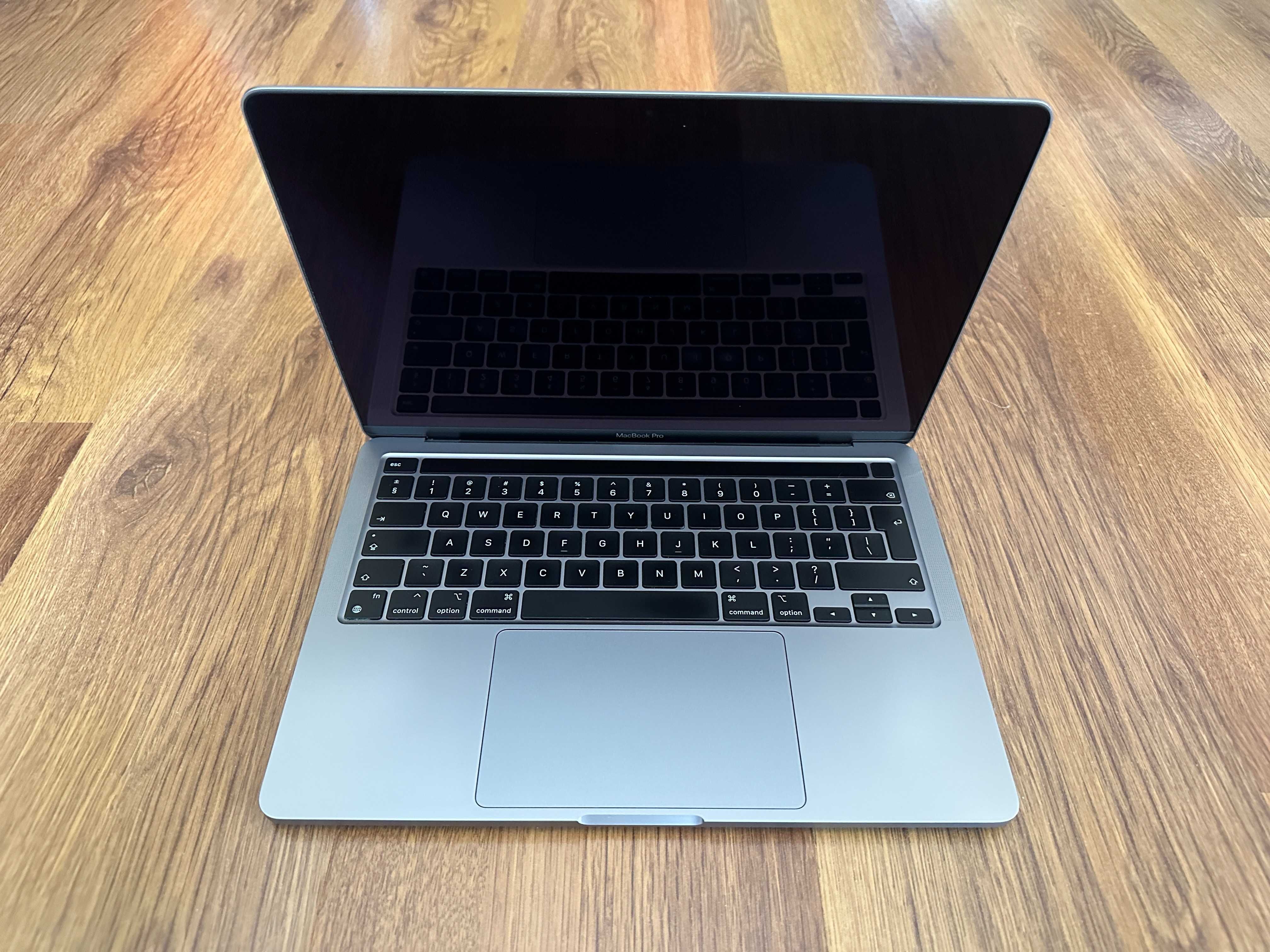 13.3' Apple MacBook Pro M1 2020 Space Grey 8GB RAM/256GB SSD/Бат 14ч.