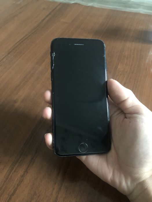 Iphone 7 32 gb в хорошем состояние