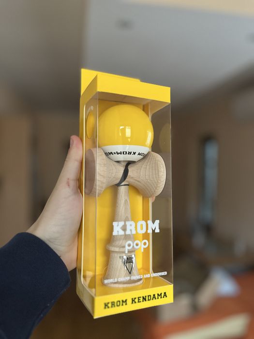 Kendama KROM POP LOL (Galben/Yellow)