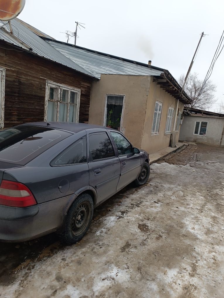Продам квартиру барачного типа