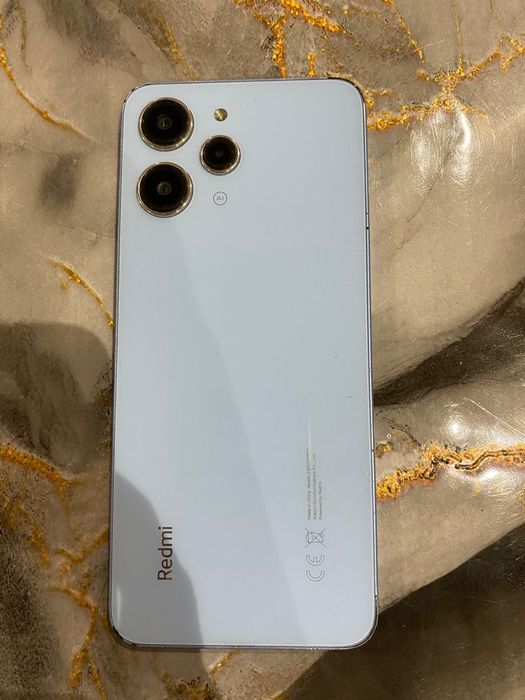 Продам редми 12 хорошом состояние 25тым