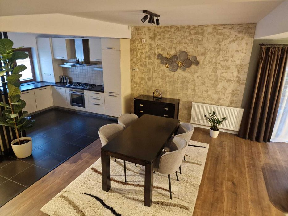 Casa de vanzare- Green City - 1 Decembrie