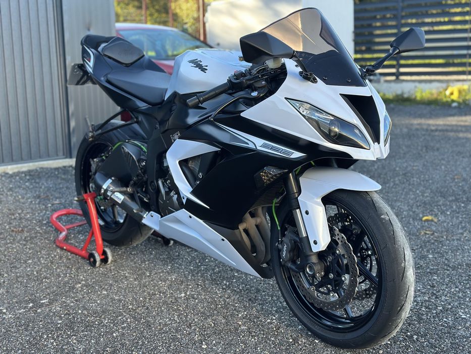 Kawasaki Ninja ZX6R 636