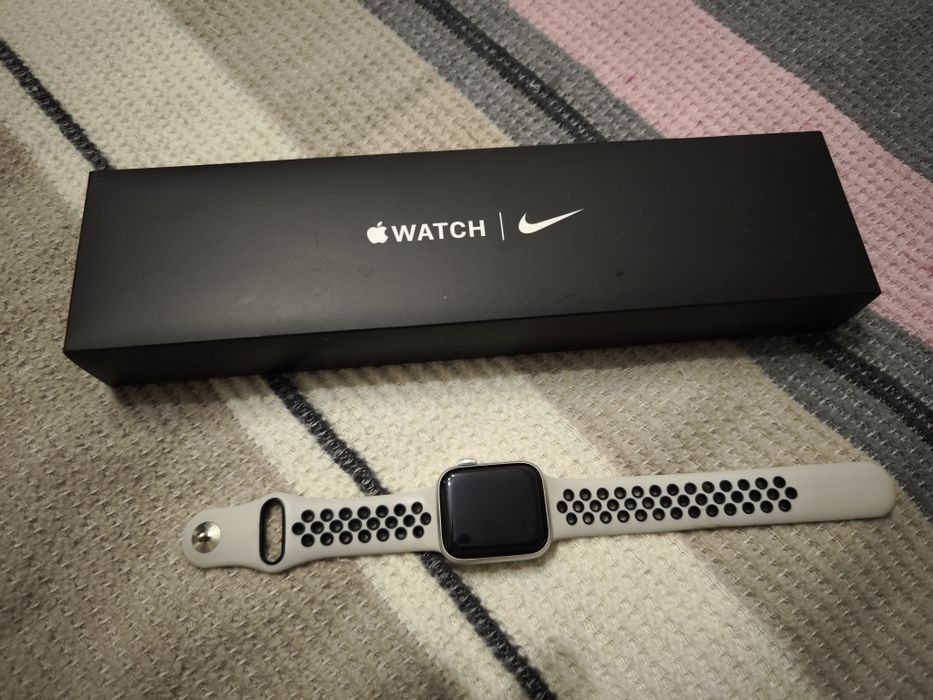 Apple watch se 38