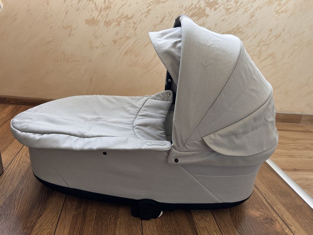 Cybex Cot S Lux - кош за новородено 2023г модел