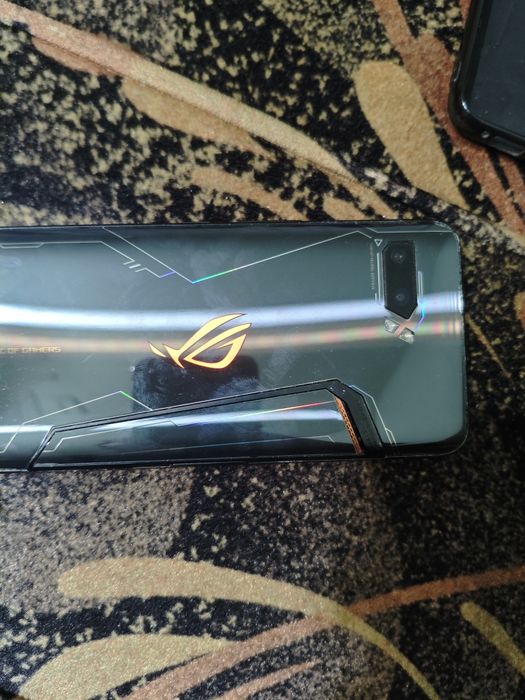 Asus ROG Phone 2 8/128