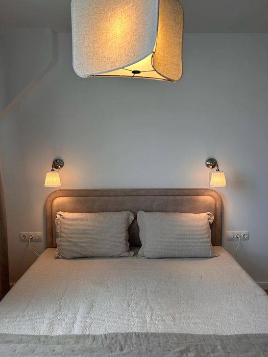 Тапицирана табла за легло