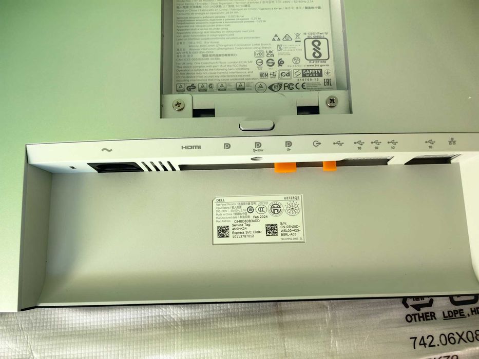 Монитор Dell U2723QE UltraSharp 4K USB-C Hub, DisplayPort, HDMI, KVM