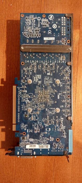 Placa Gigabyte GV-R795WF3 3 GB