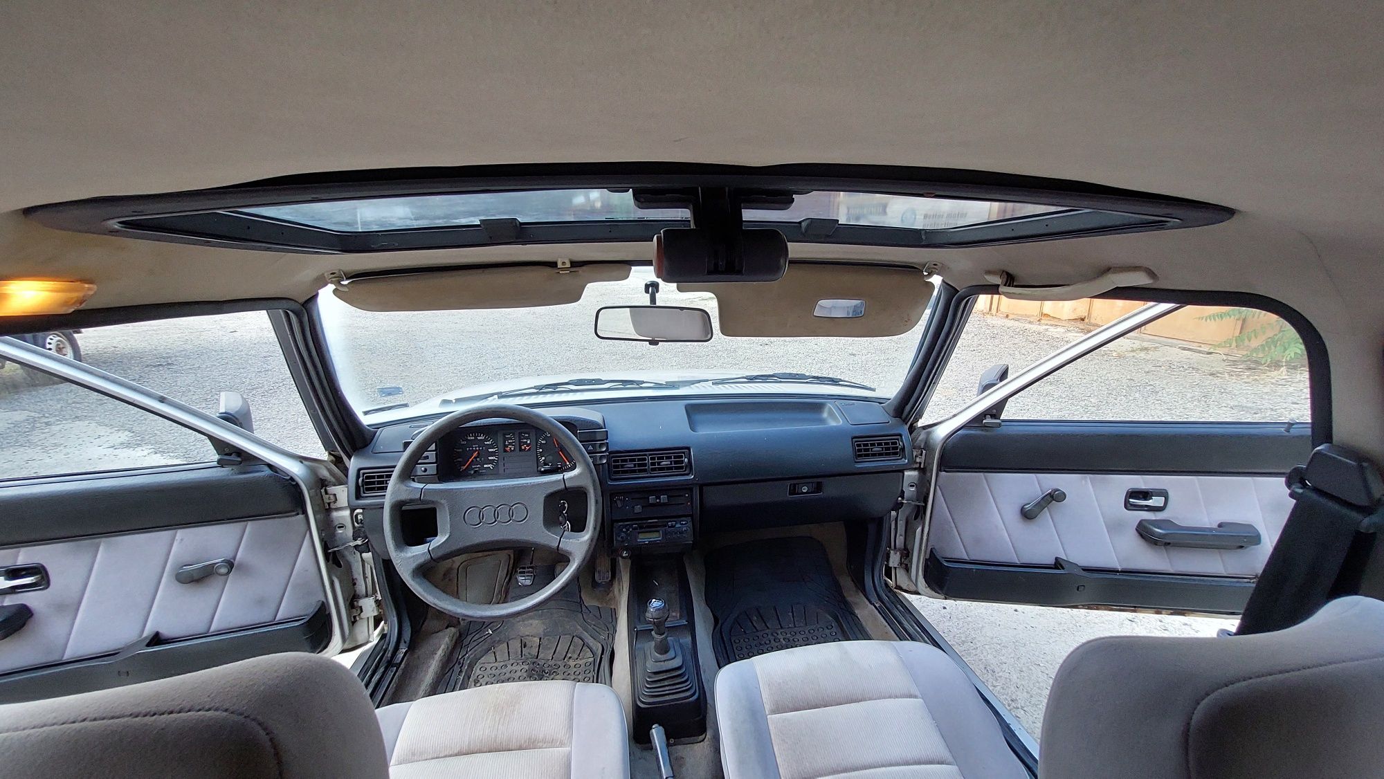 Audi 80 cc 1.6  1985г.