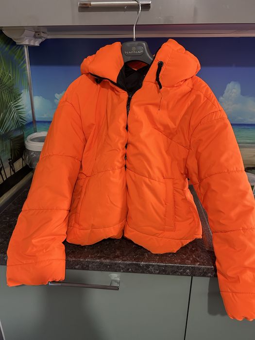 Дамско яке тип Бомбър