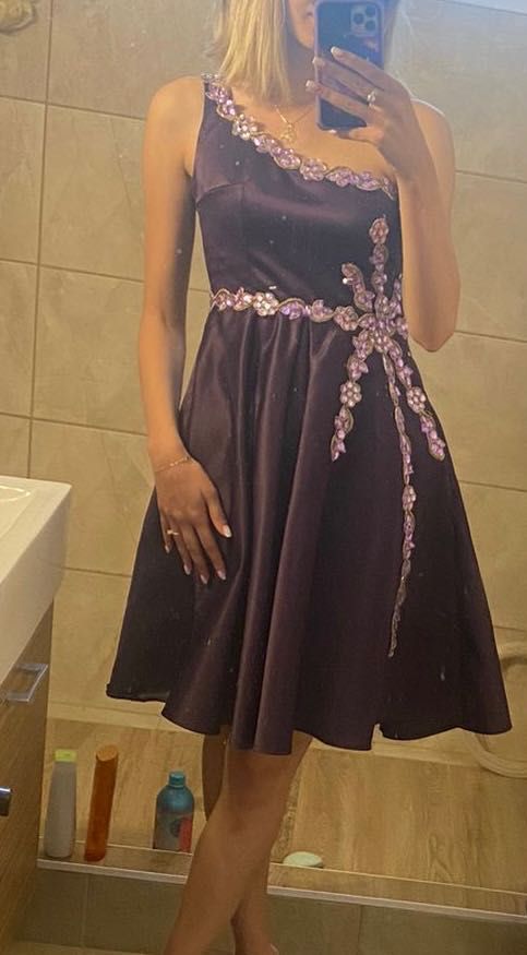 Rochie făcută pe comanda