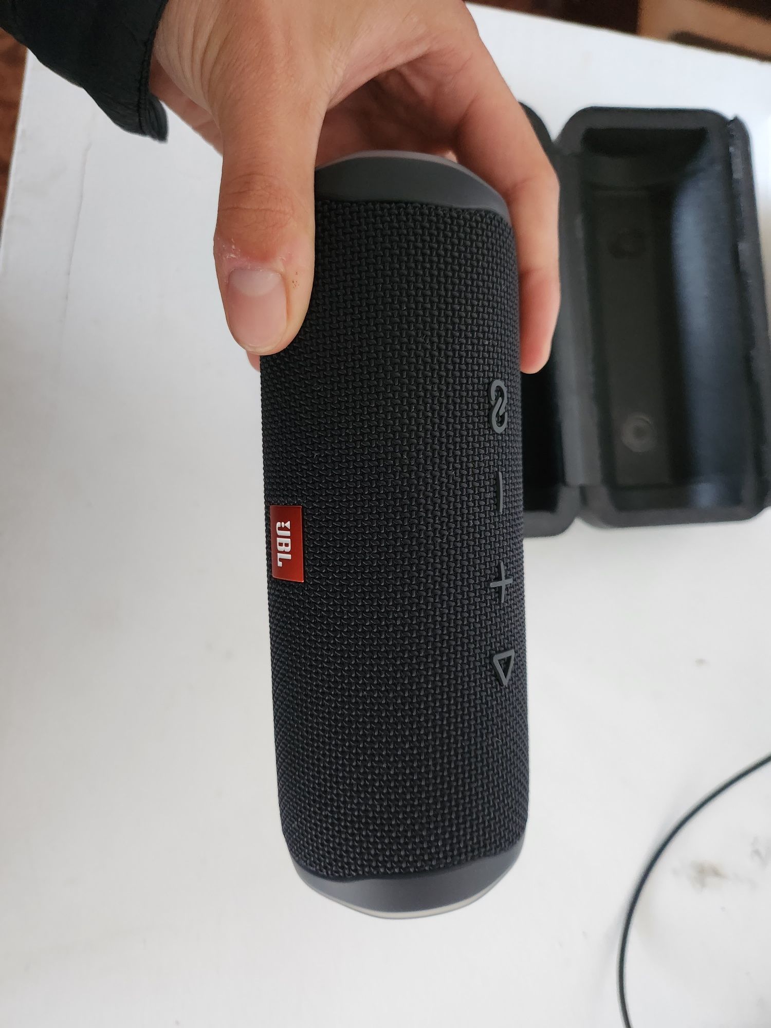 Boxa Jbl Flip 5 Bluetooth sigilata ! Culoare Black