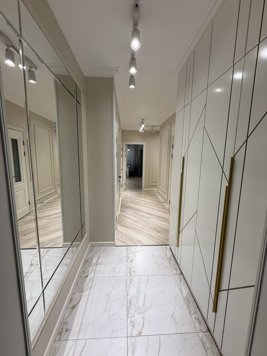 Сдаётся трёхкомнатная квартира