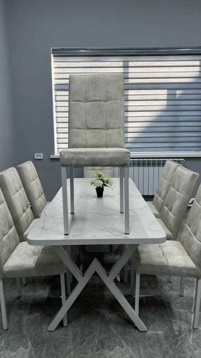 стол и cтулья. Орындық және стол