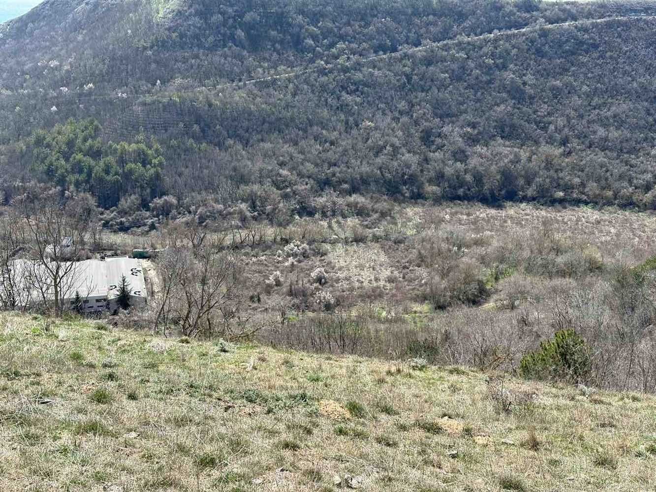 Парцели Уникално Място за Вилно селище или Жилищно застрояване