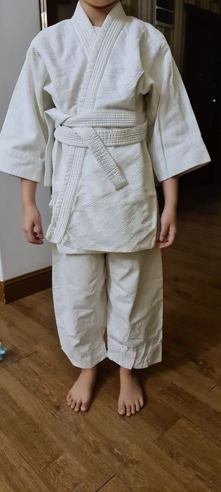 Продам кимоно для дзюдо, каратэ