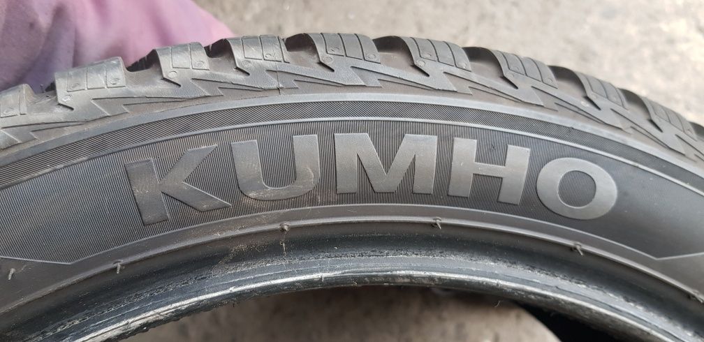 ВСЕСЕЗОННИ ГУМИ-2022г.-17цола-205/45-1бр.-100лв."KUMHO "
