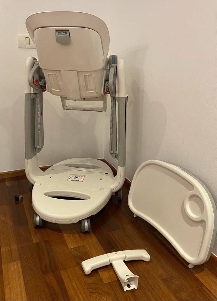 Scaun de masa 3 in 1 Peg Perego Tatamia