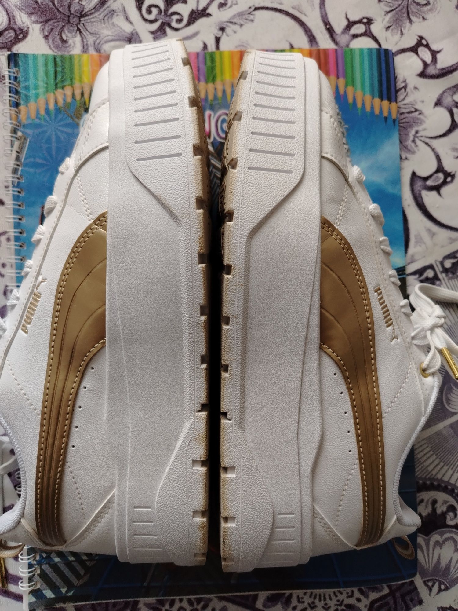 Дамски бели маратонки puma 39 номер
