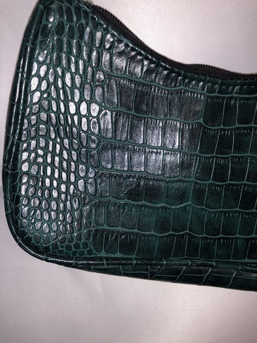 Мини чантичка тип baguette от Турция – чисто нова