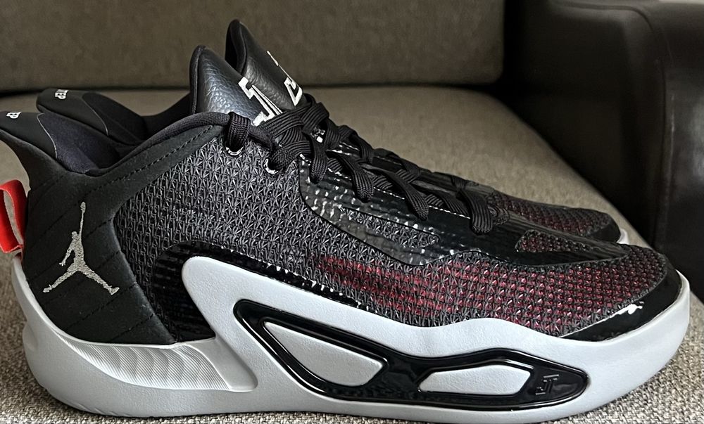 Air Jordan Tatum 1… marime 40