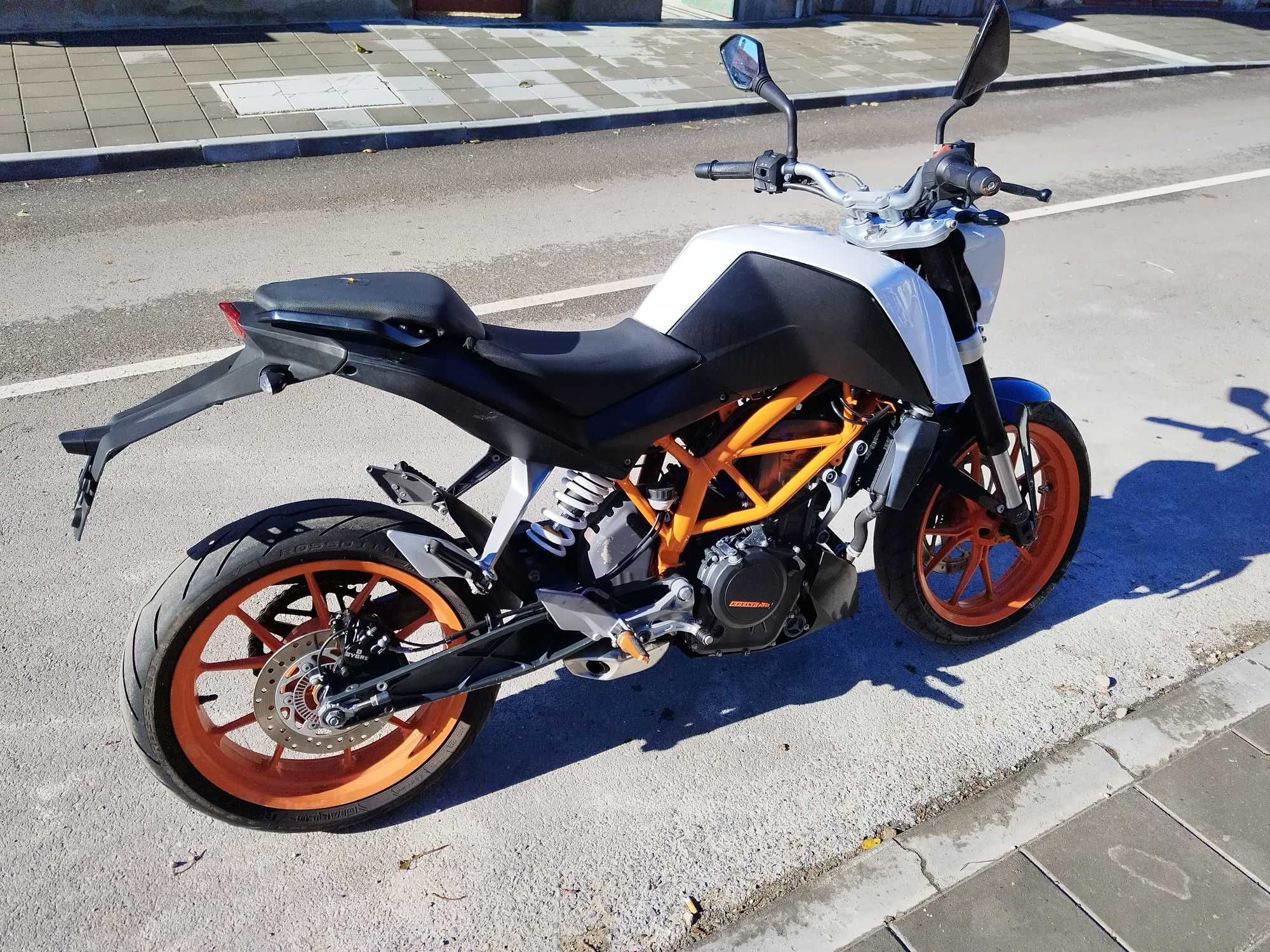 KTM Duke 390 44 kc.