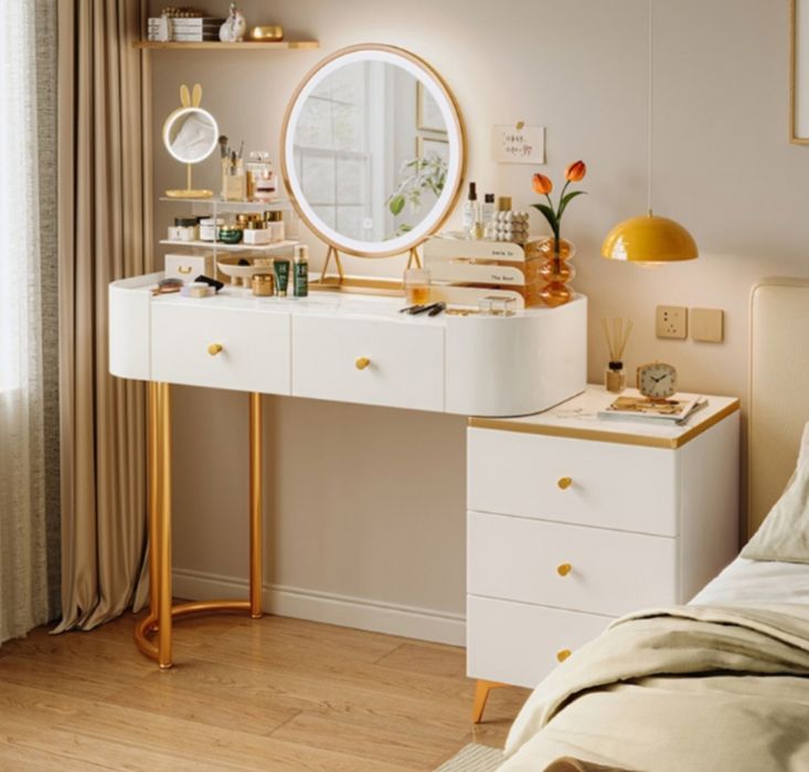 Туалетный столик для девушек подарок на новый год одежда квартира