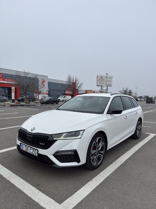 Skoda Octavia RS iV Combi - 245 CP - Full Unicat - Istoric Service