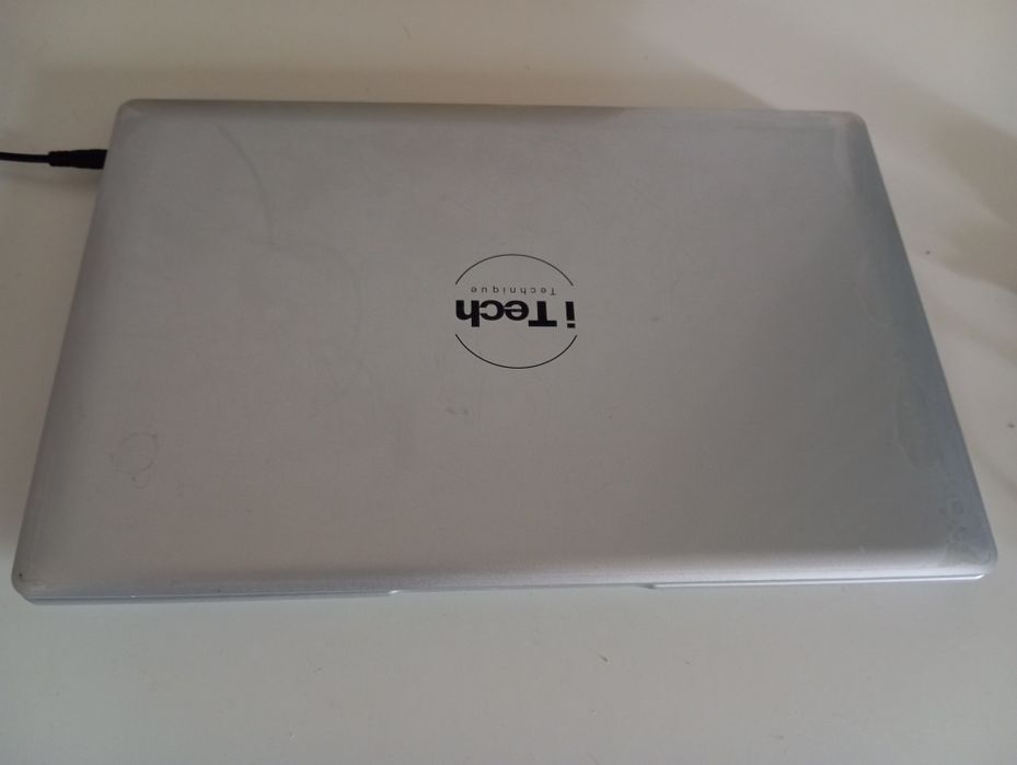 Noutbuk iTech yangi