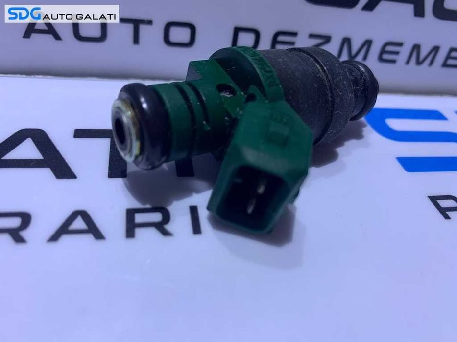 Injector Injectoare Audi A3 8L 1.6 AKL AEH BFQ AVU APF 1997 - 2003 Cod 037906031AA [D0144]