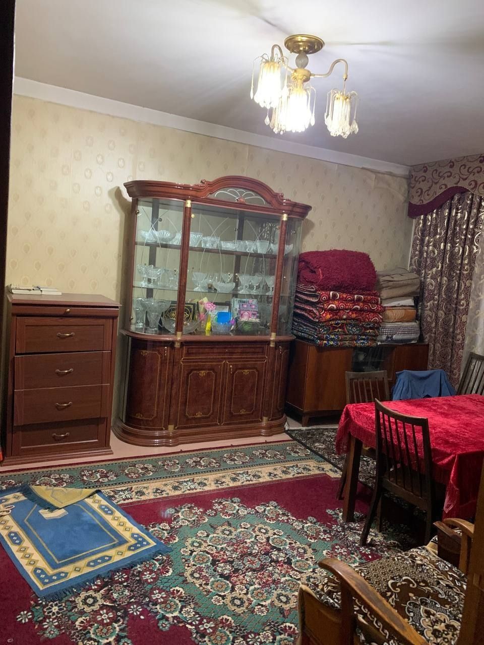 Продаётся квартира Юнусабад 16кв 4/5/9 Цена 71000$ срочно
