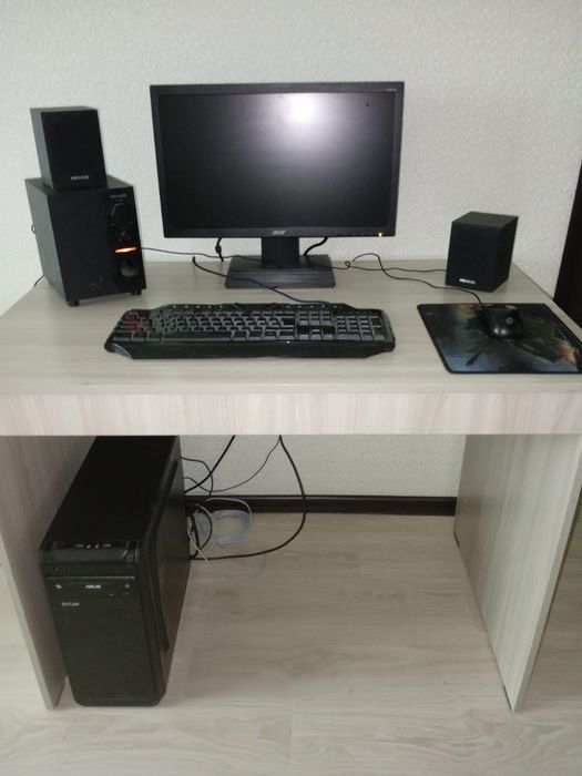 Игровой компьютер +стол + кресло